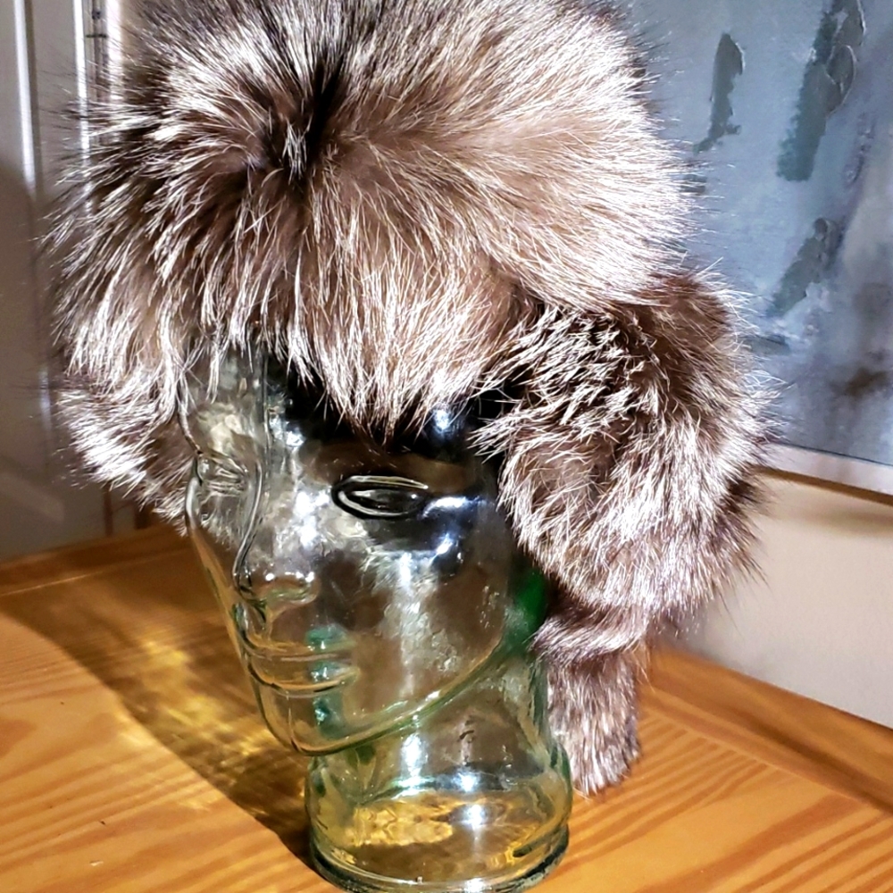 🎄Silver Fox fur and real leather  Russian hat with pompoms